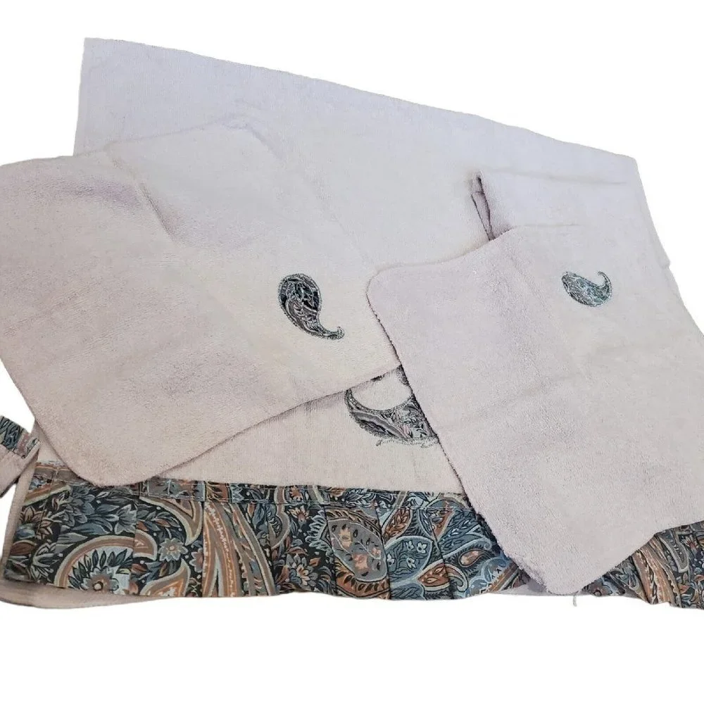 Vintage 80s Light Pink Paisley Pleated Trim Bath Towel Set‎ Shabby Chic 5 Pc Set